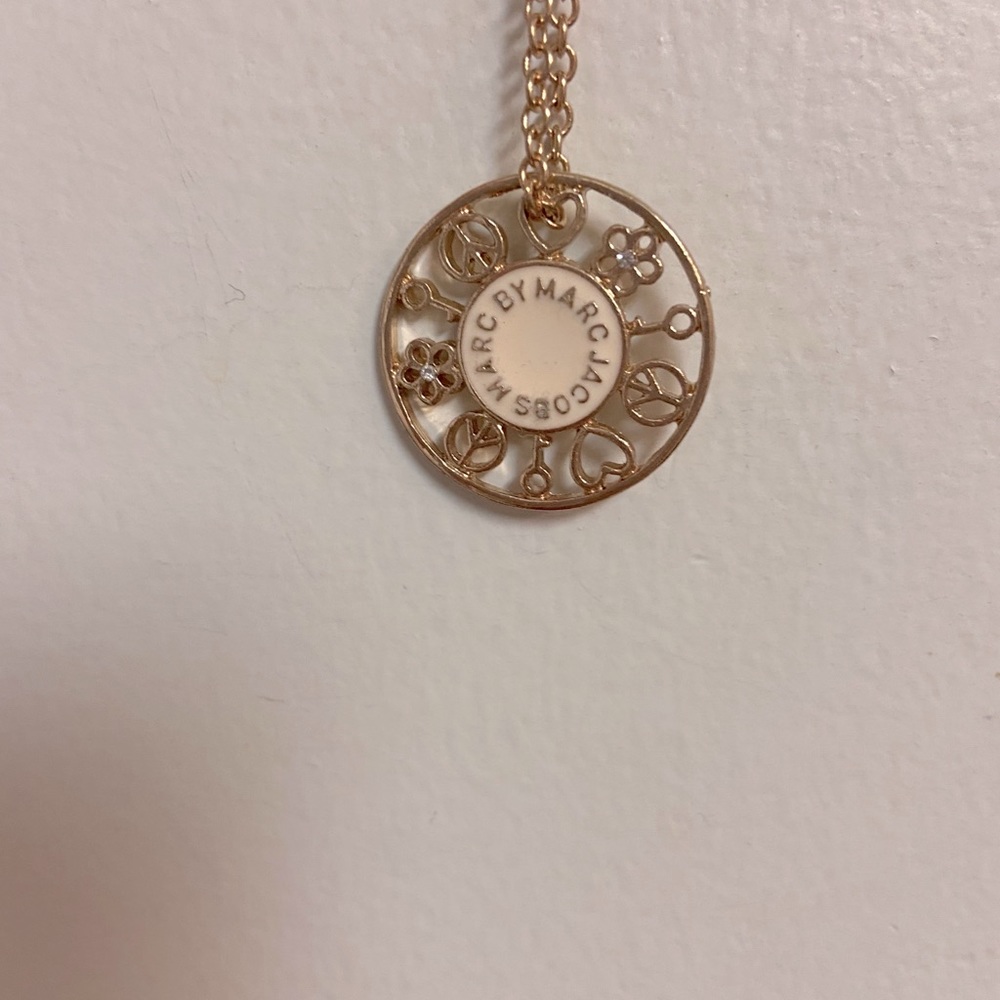 Necklace for the fun loving free spirit ✌️